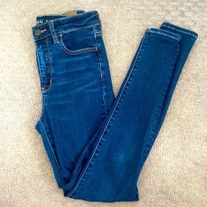 AMERICAN EAGLE SUPER HI- RISE JEGGING